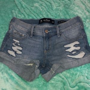 Hollister low rise booty shorts.